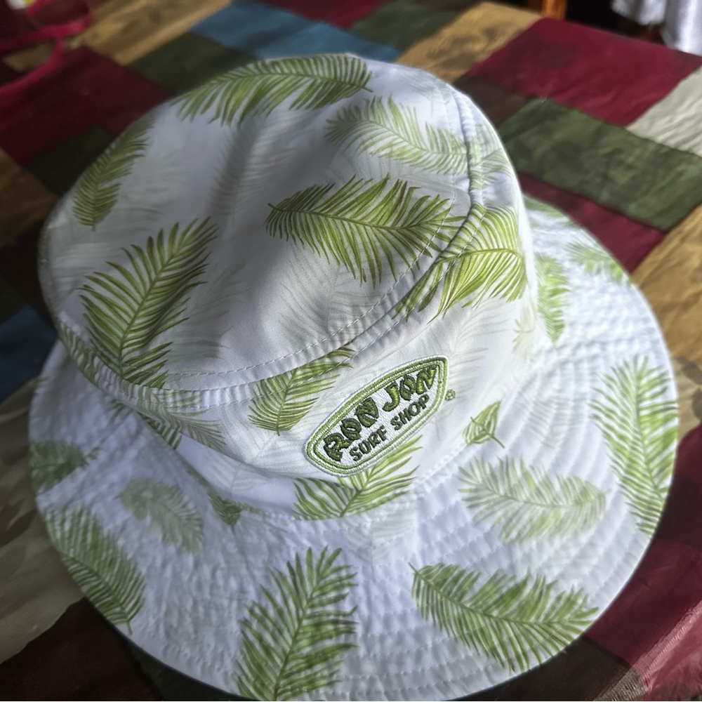 Bucket Hat